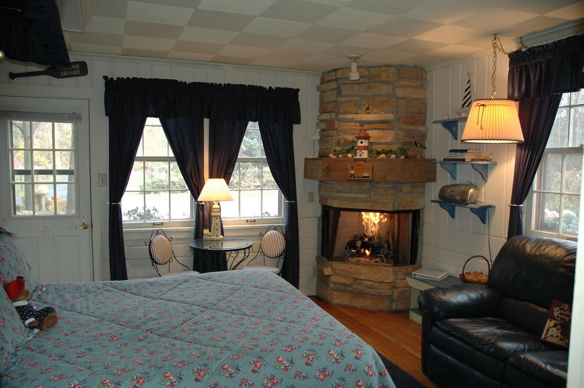 Bed and Breakfast Lazy Cloud Williams Bay Екстер'єр фото