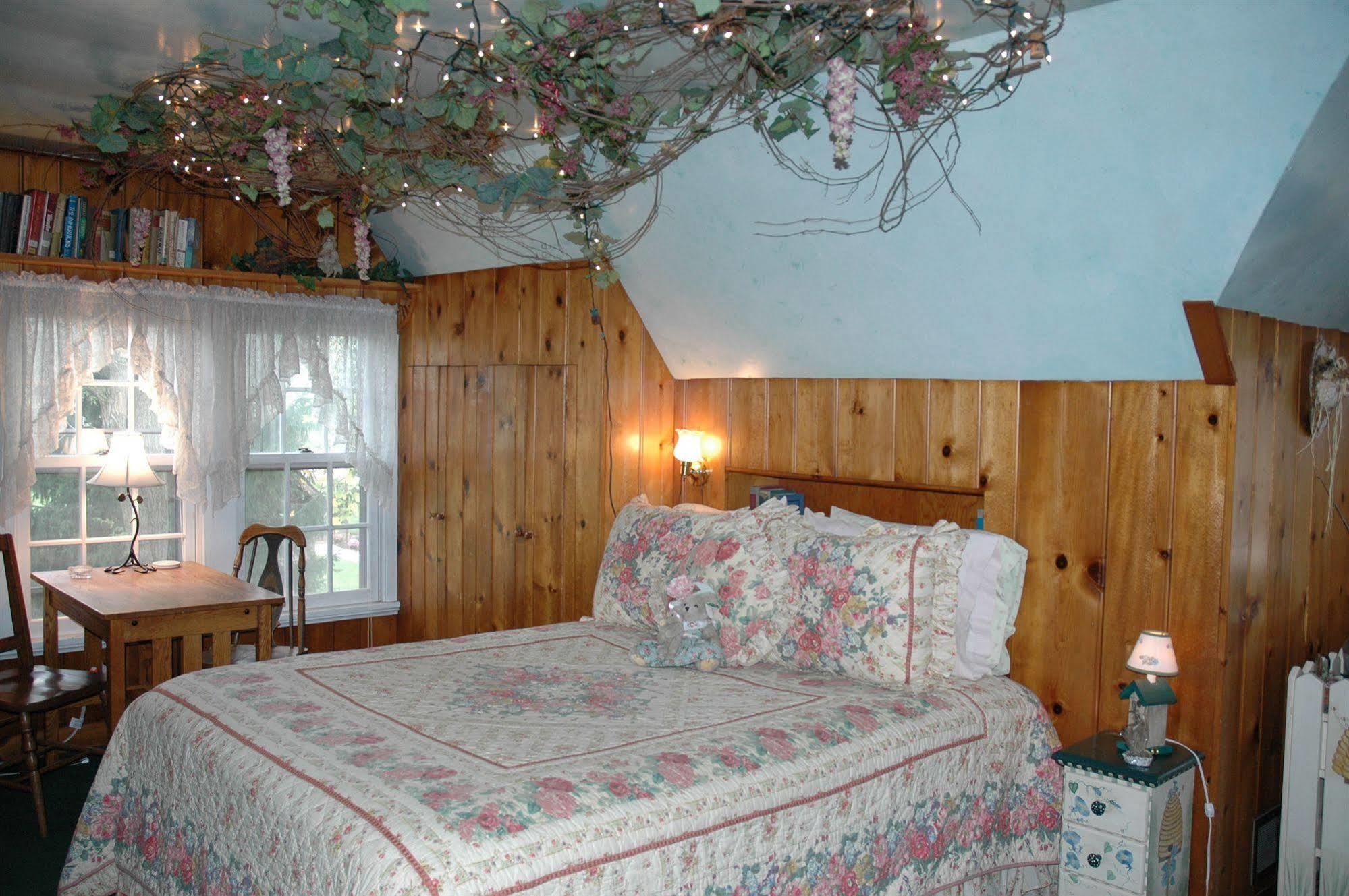 Bed and Breakfast Lazy Cloud Williams Bay Екстер'єр фото
